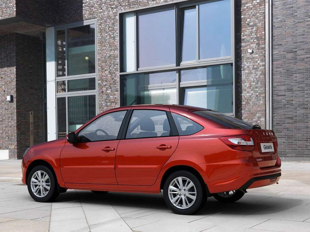 Lada Granta Лифтбек в Ставрополь - еще фото